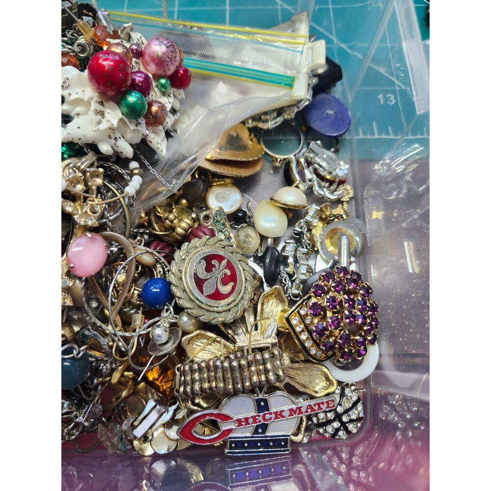 Craft broken jewelry 3.5lbs repurpose